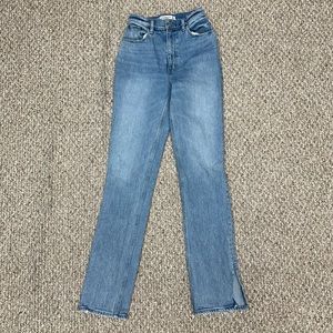 Abercrombie 90’s straight ultra high rise with slits